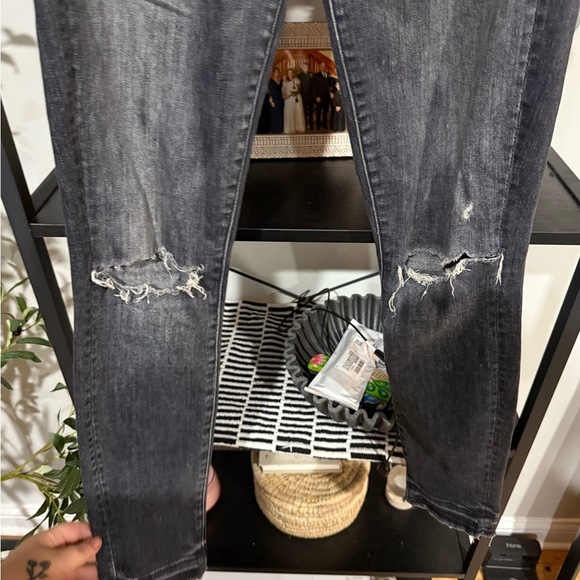 MOTHER Charcoal Distressed Skinny Jeans size 26 - Picture 2 of 8